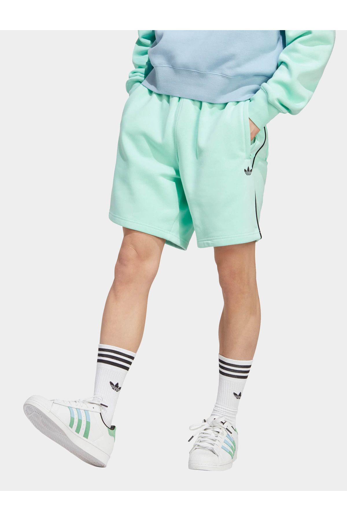 Adidas shorts grün hot sale