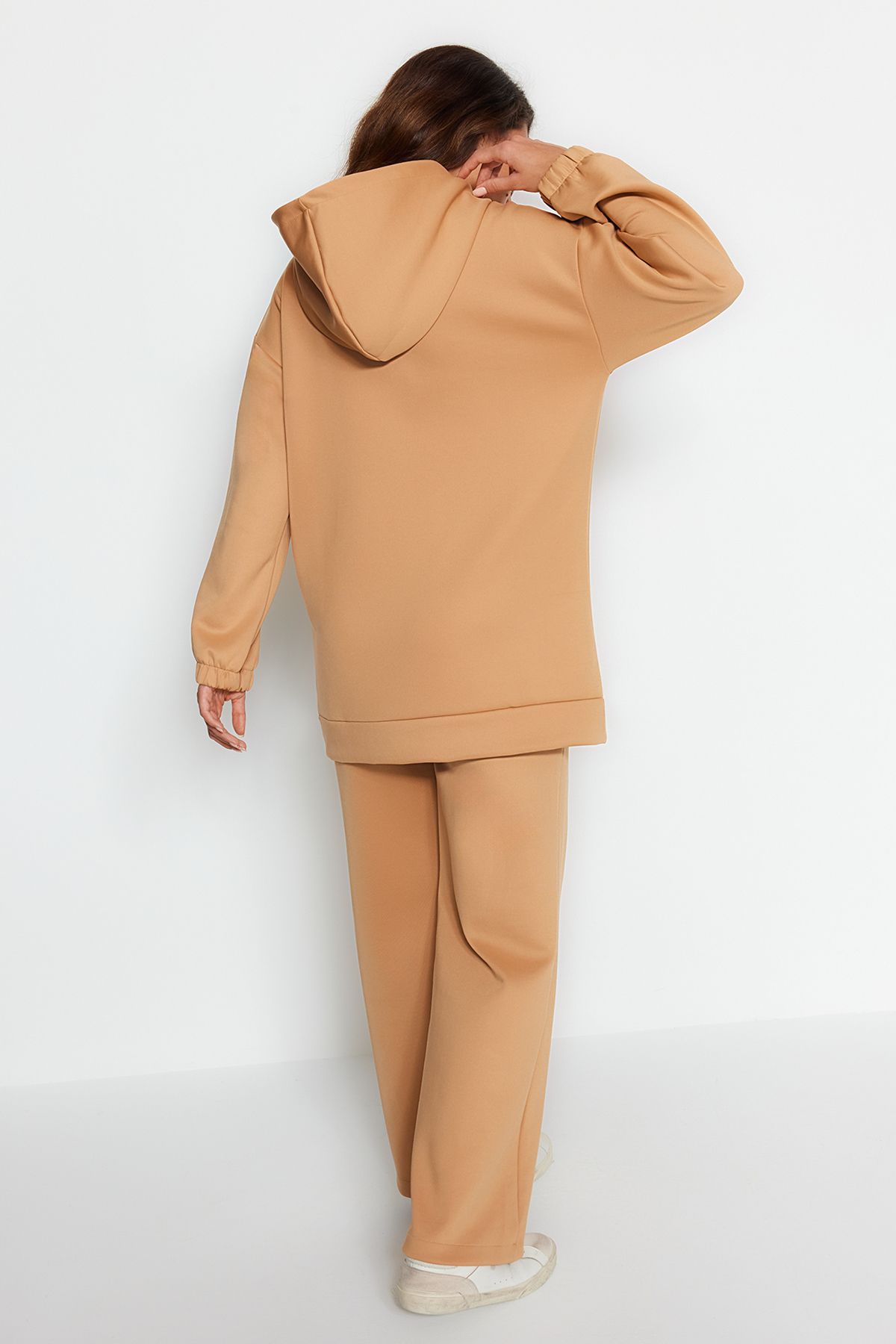 Trendyol Modest-طقم بدلة رياضية محبوكة بياقة الجمل وغطاء للرأس للغواص/الغوص TCTAW24EN00011 5
