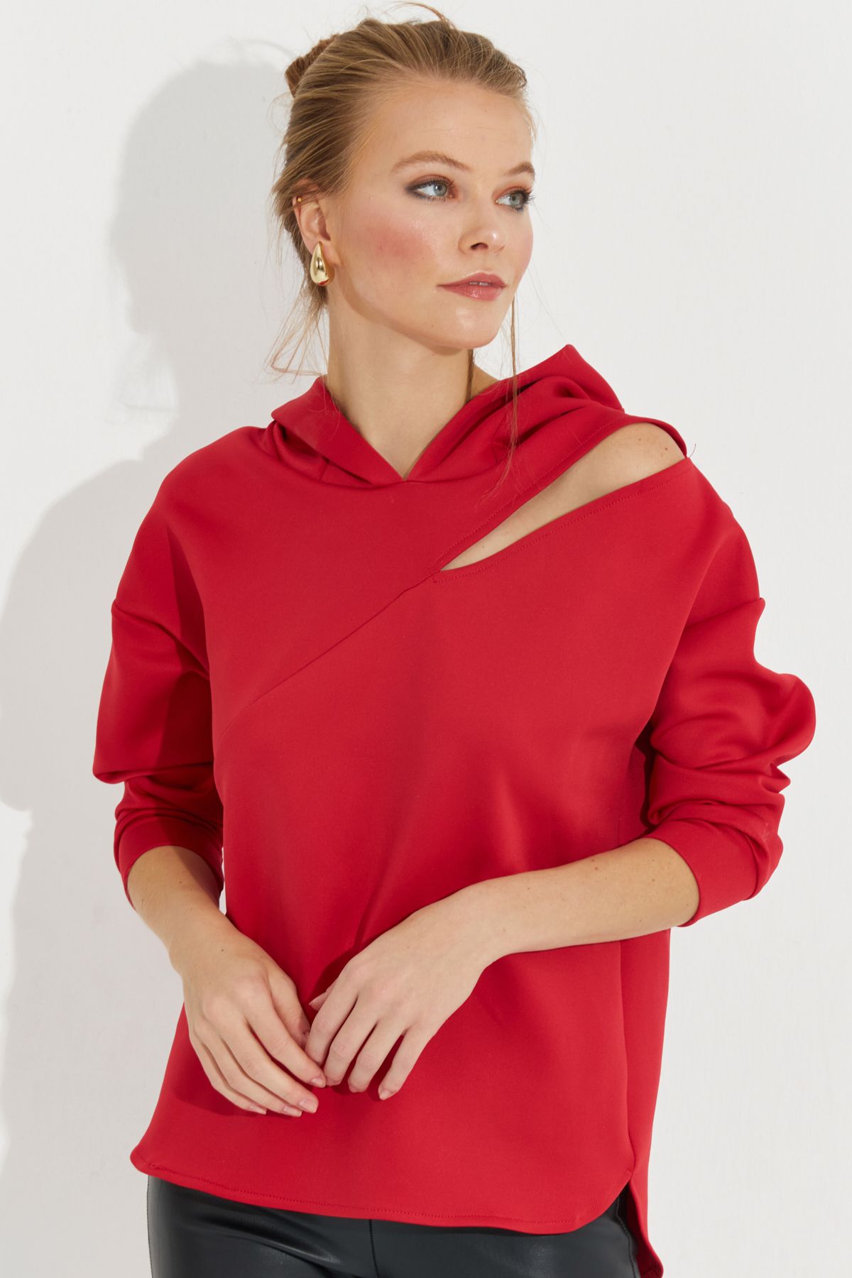 Cool Sexy Women s Red Window Skuba Sweatshirt ROT1004 Trendyol