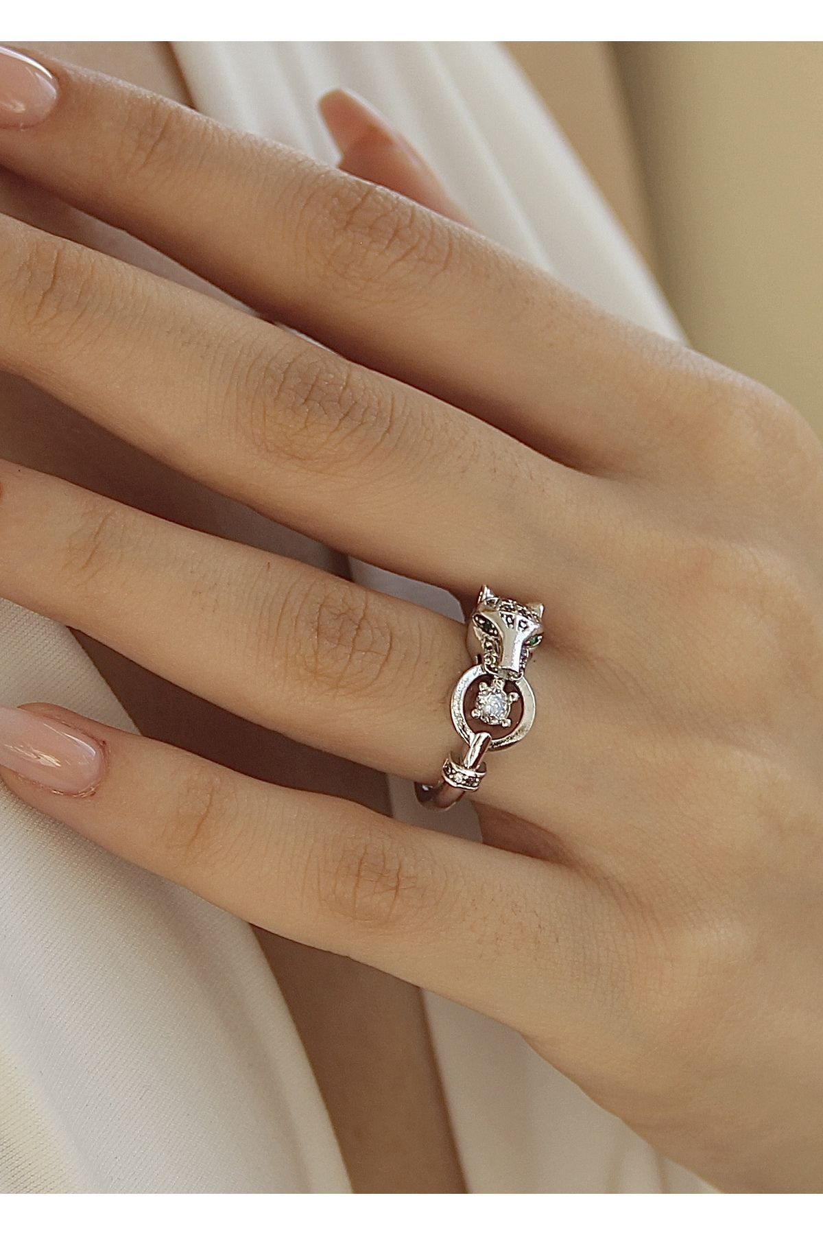 tak tarz m Adjustable silver ring with tiger zircon stone Trendyol