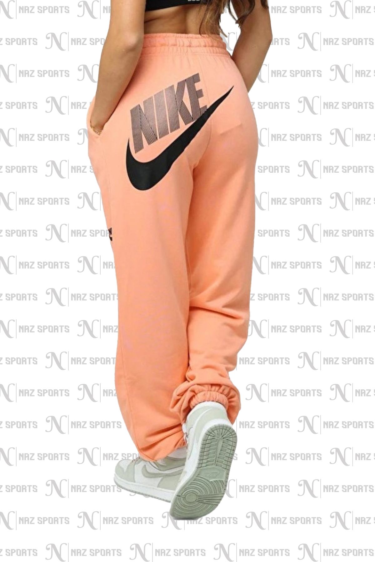 Womens orange nike hotsell sweatsuit