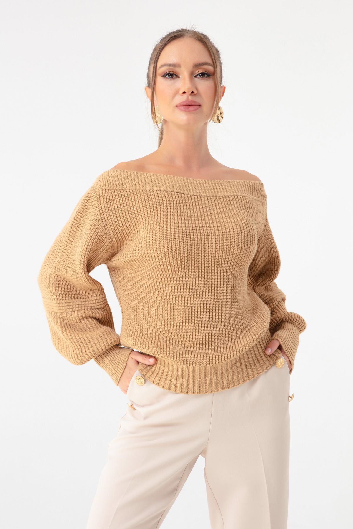 Lafaba-Hellbrauner Damenpullover mit U-Boot-Ausschnitt 4