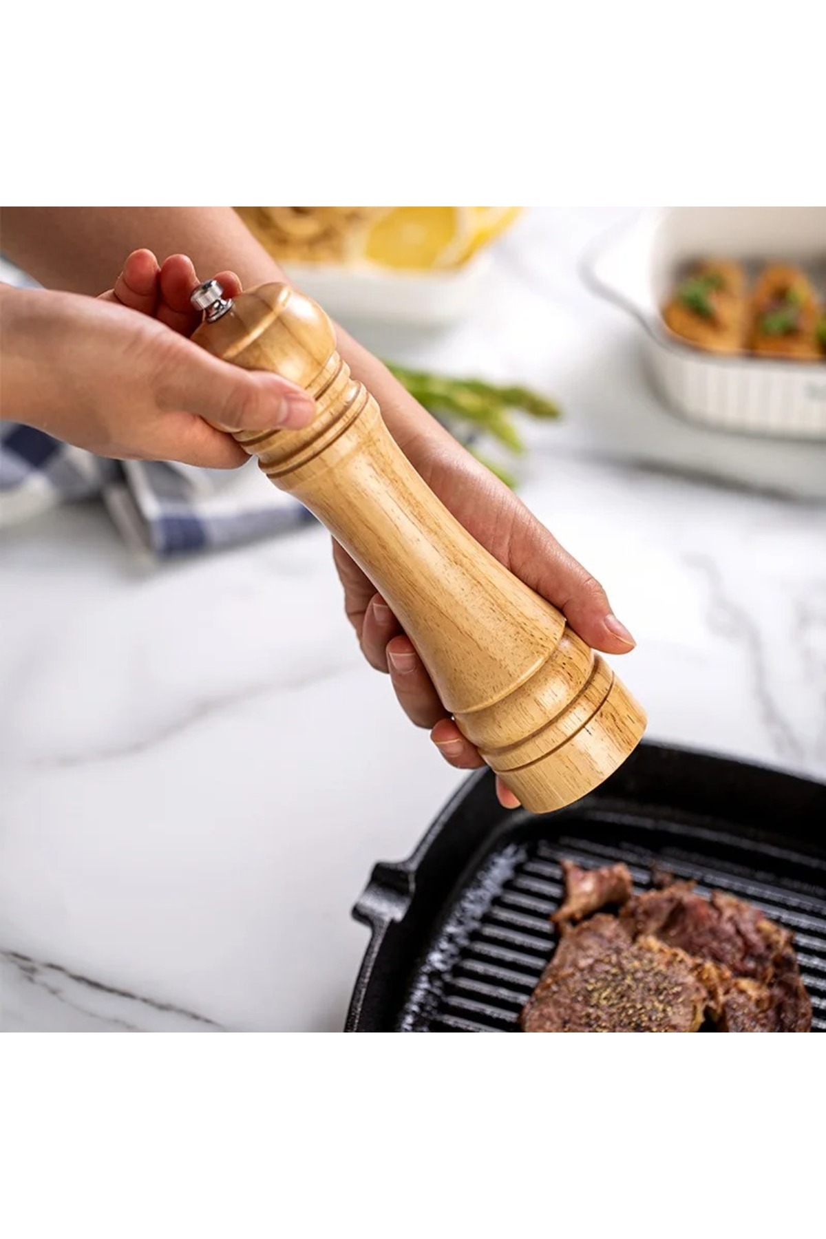 Wood Spice Black Pepper Salt Grinder Mill Salt Shaker Spice Shaker 21 Cm One Piece