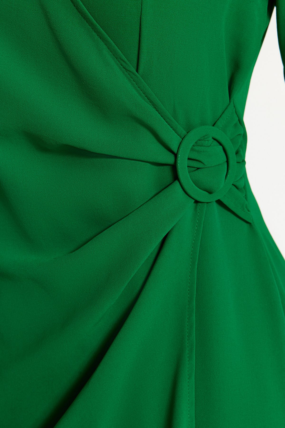 Trendyol Modest-Detailní zelené tkané oblečení z aerobinu TCTAW24EB00067 5