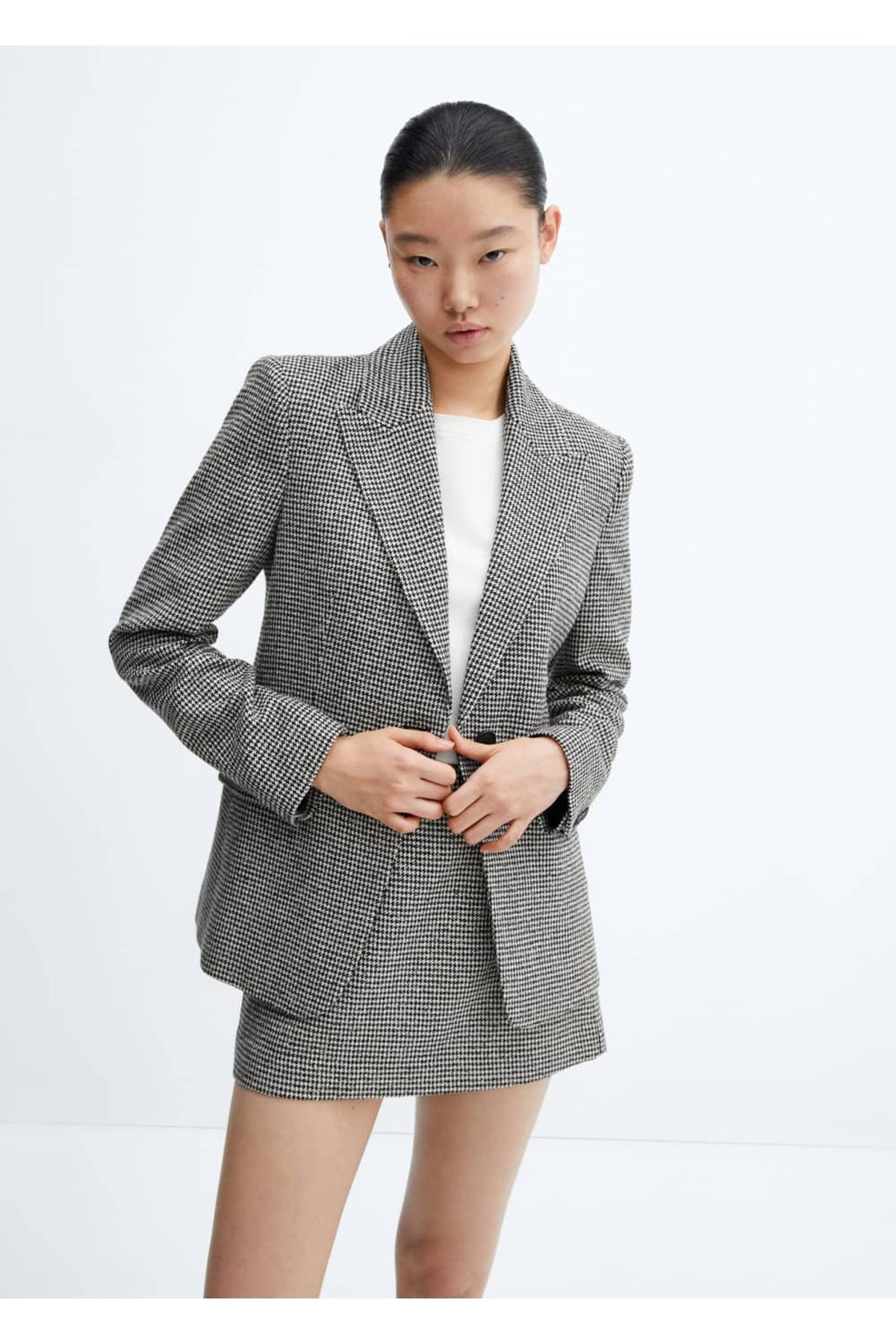 MANGO Woman-Houndstooth Patterned Blazer Jacket with Flap 1