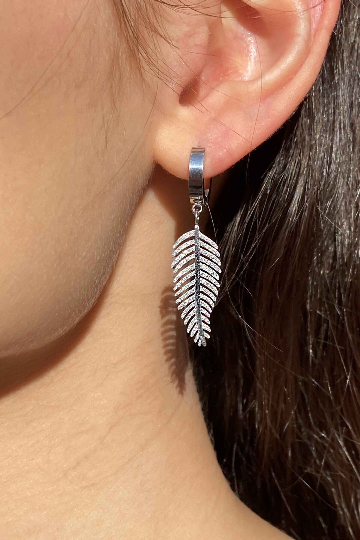 TREND COLLECT ON Women s Silver 3 Cm Stainless Steel Figured Feather Hoop Earrings