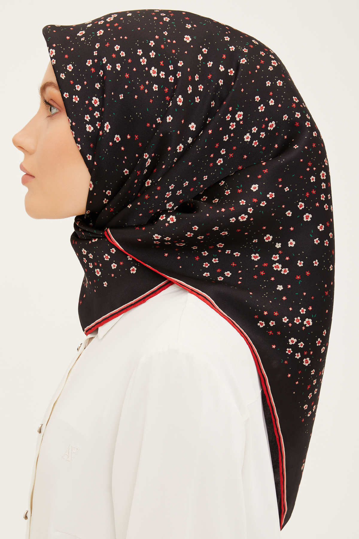 روسری زنانه آرمینه | E23YA8900D04 Armine - Image 2