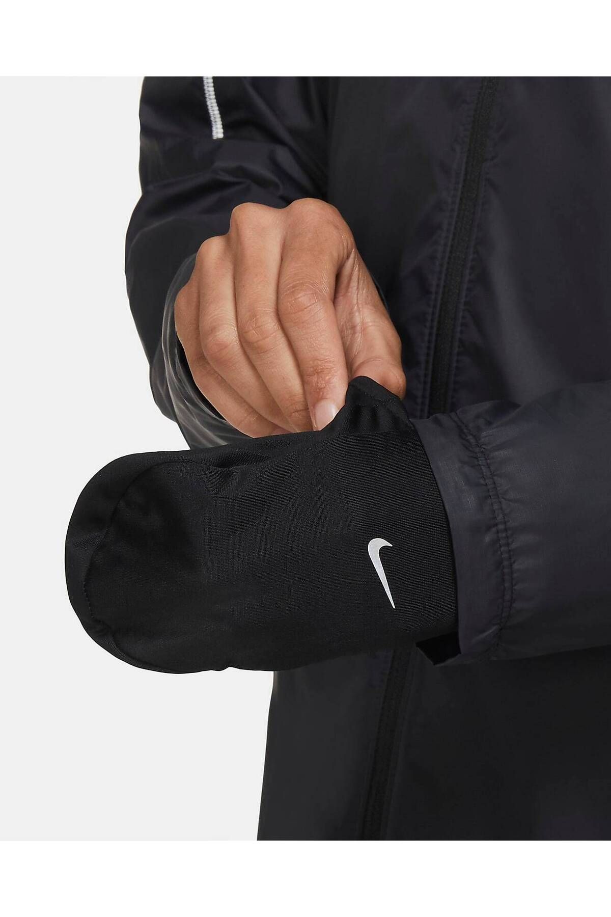 Nike shield sale men's running jacket