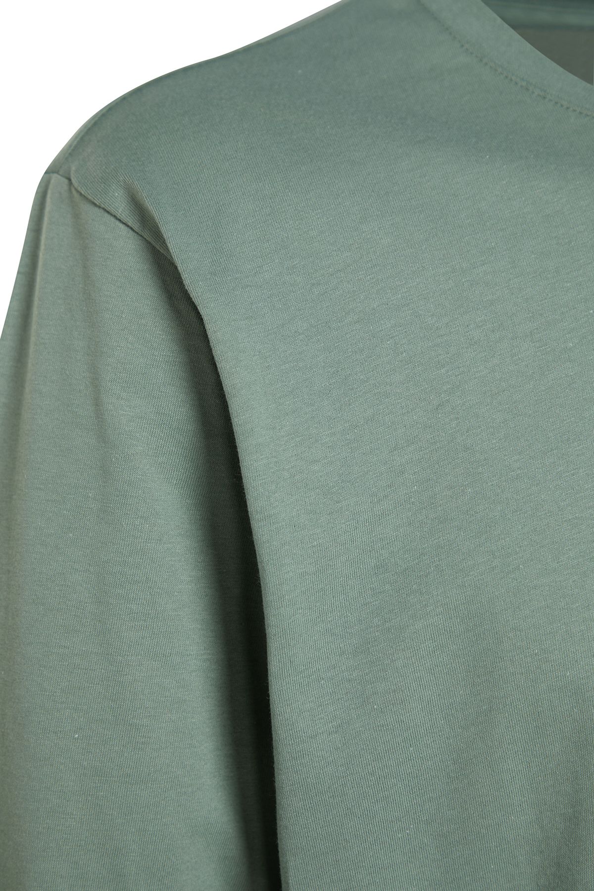 Trendyol Collection-Sötétzöld hosszú ujjú 100% pamut póló - Normal Fit TMNAW21TS0208 11