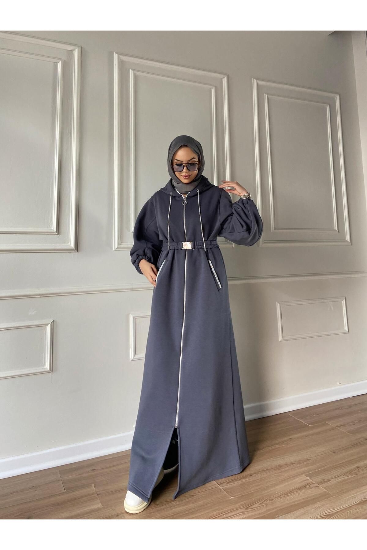 Falcon abaya outlet