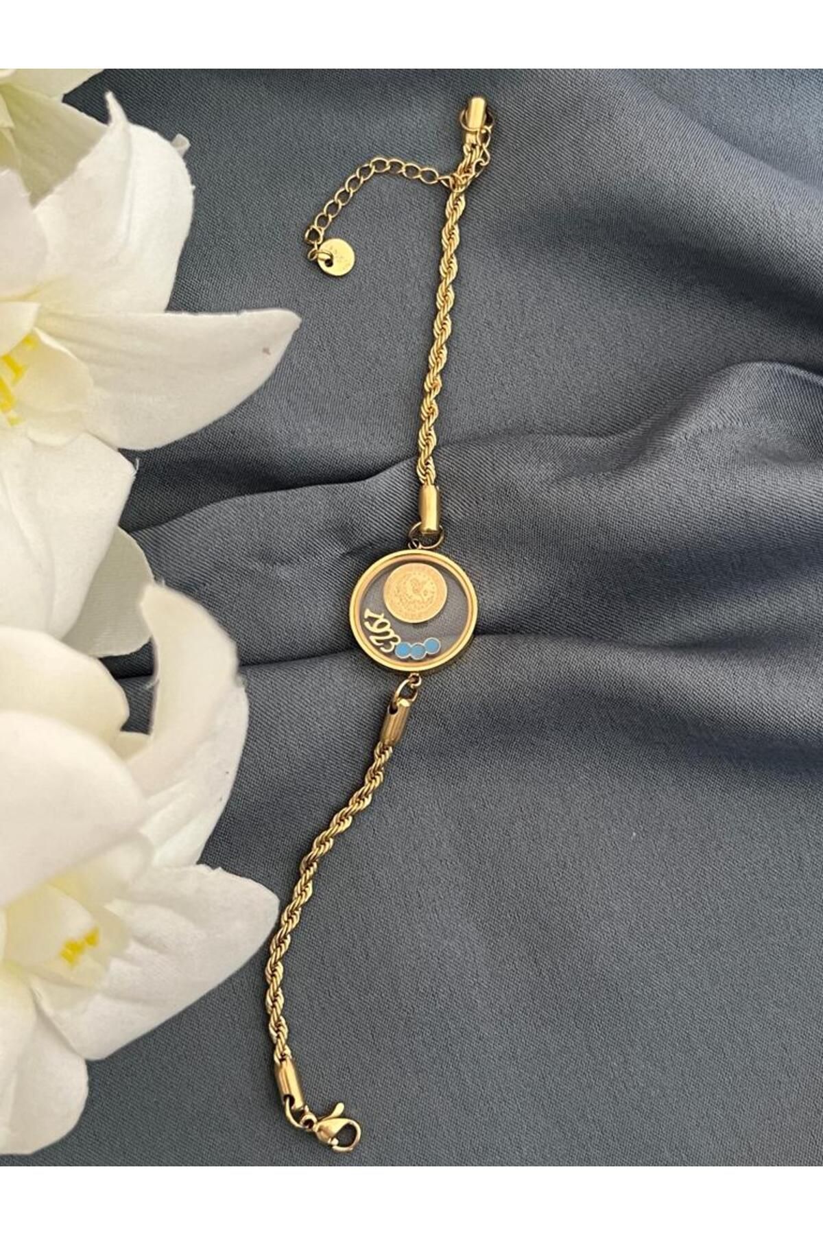 Gold necklace deals near me
