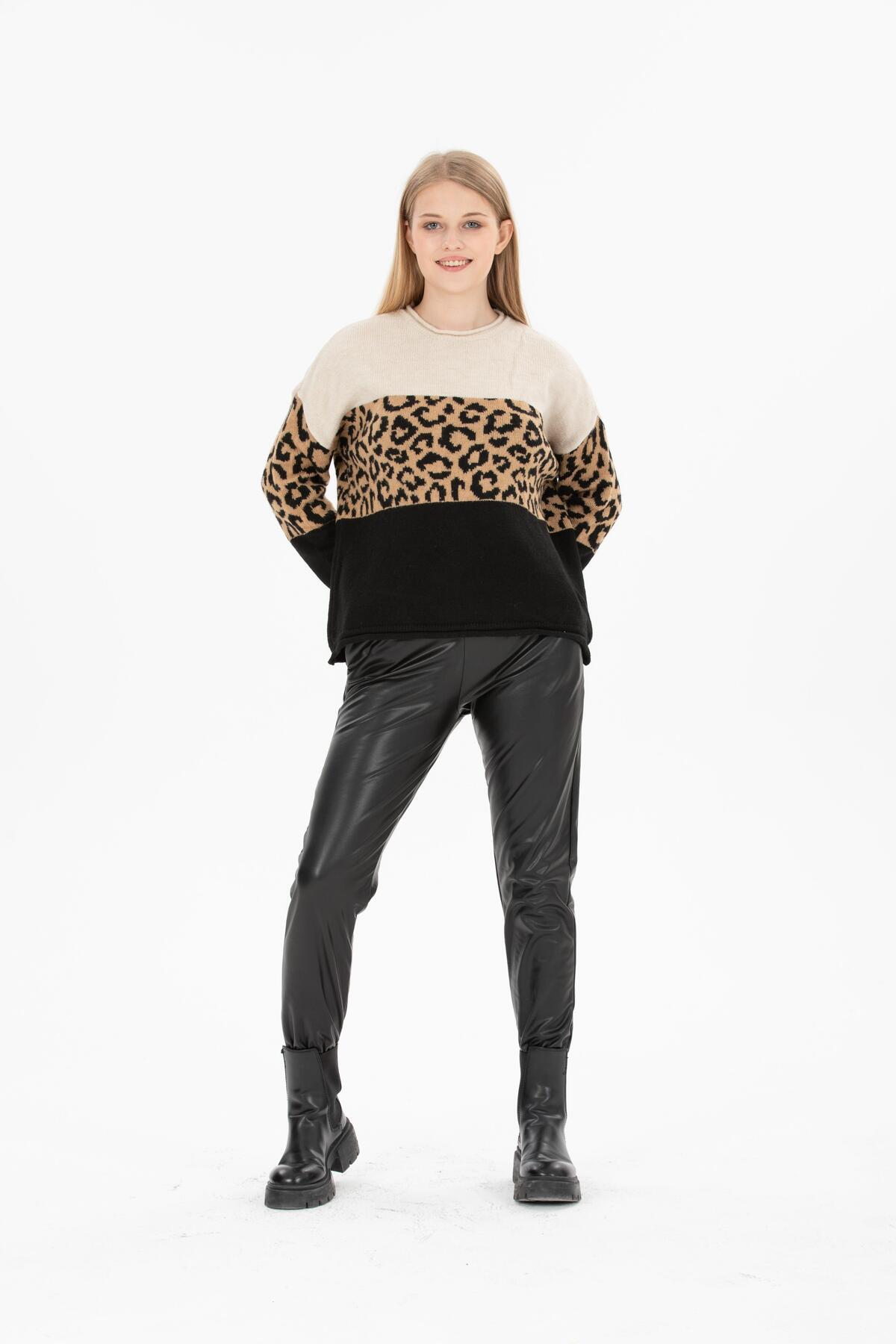 Ocean-Black Beige Leopard Sweater 4