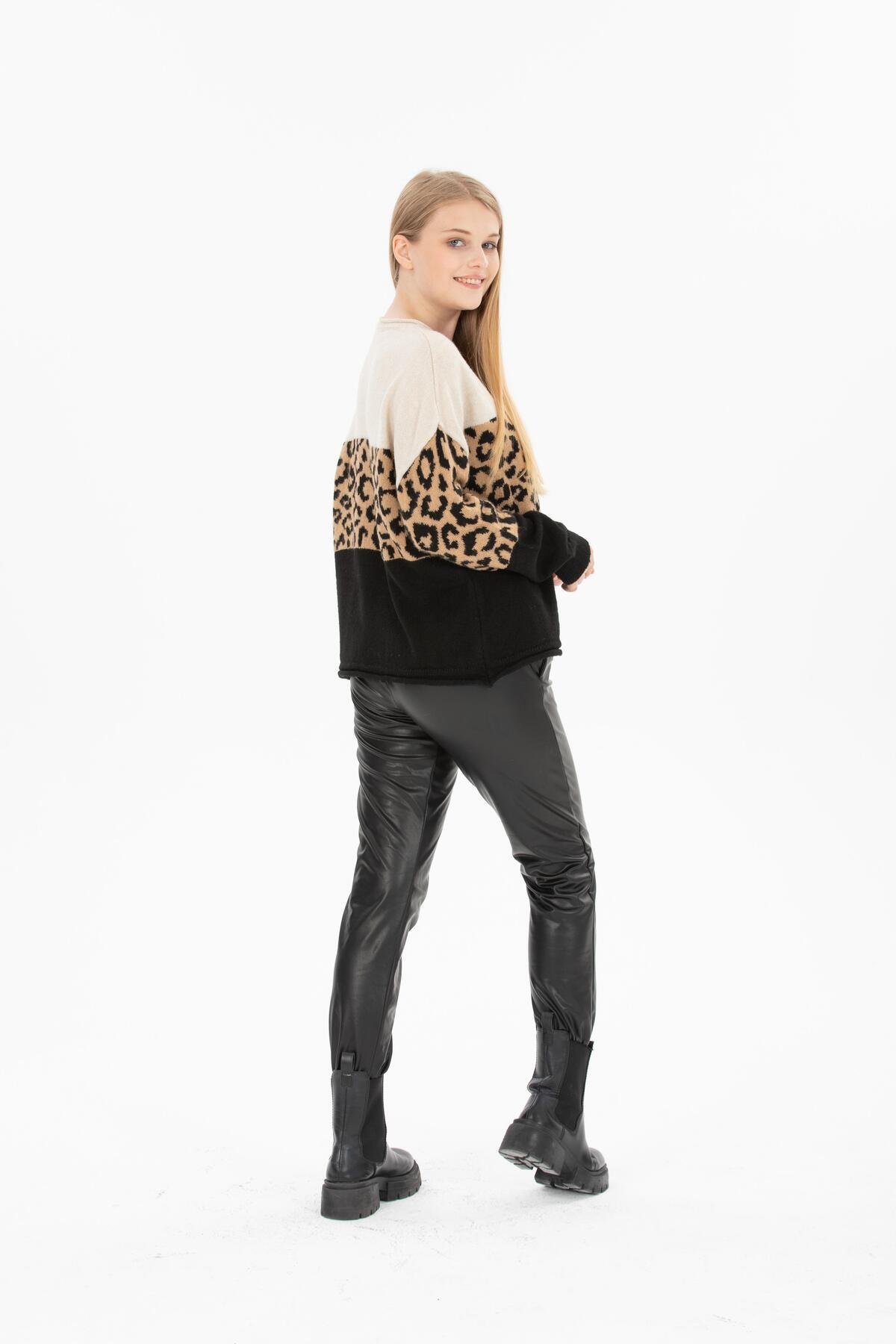 Ocean-Black Beige Leopard Sweater 6