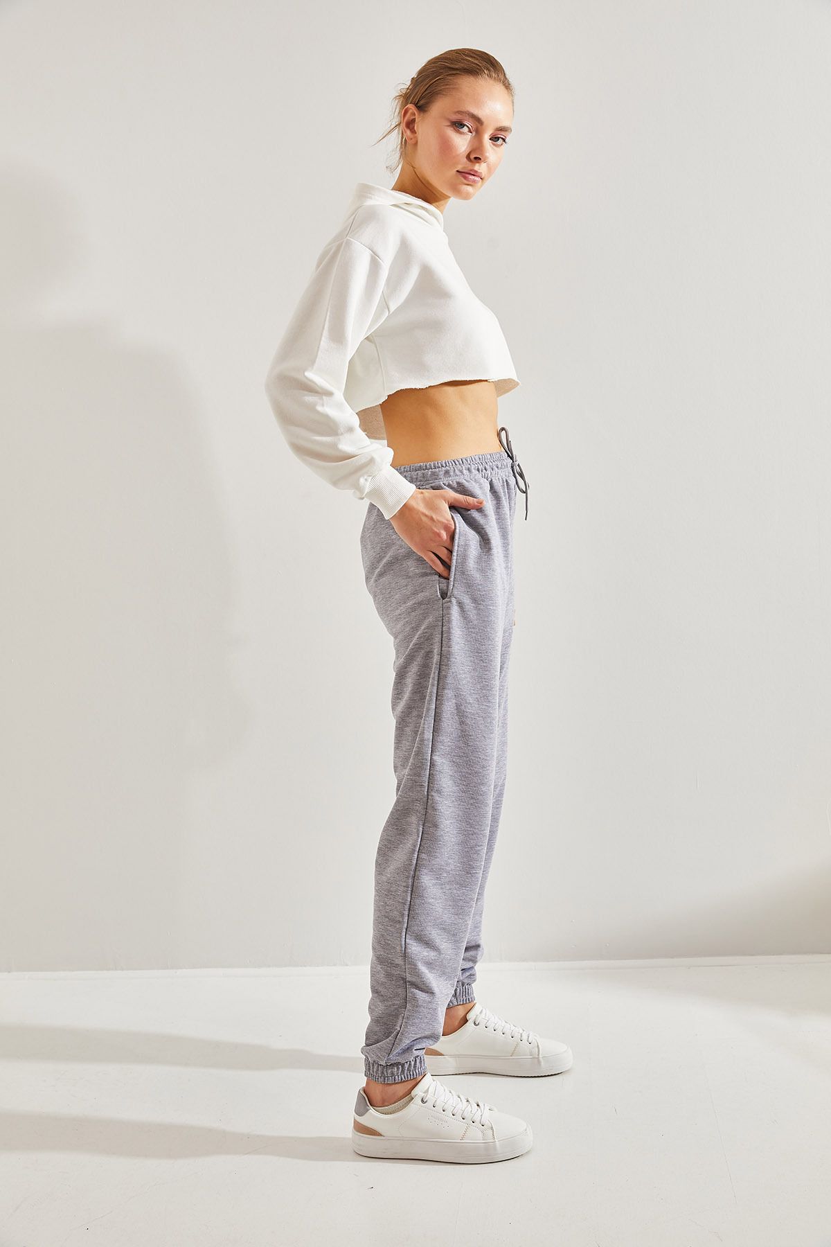 Women's sweatpants with clearance elastic cuffs