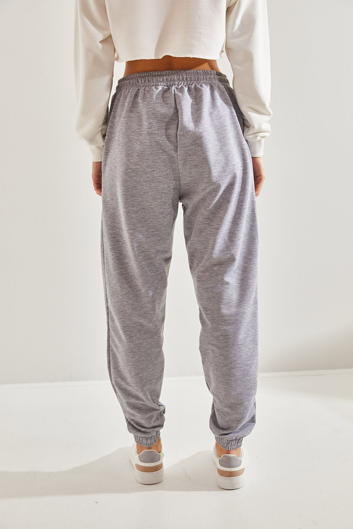Bianco Lucci-Women's Two Thread Sweatpants with Elastic Waist and Cuffs 3