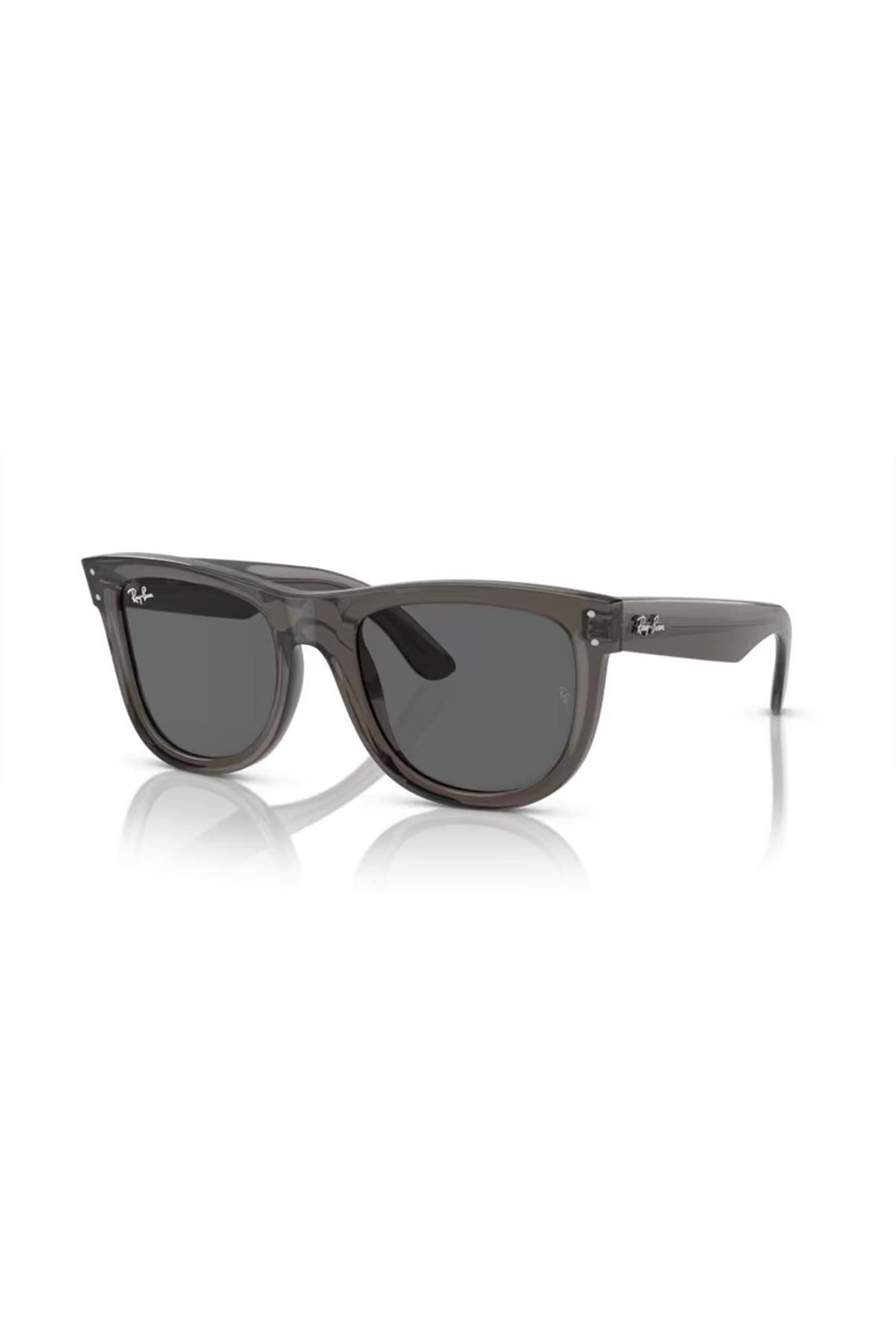 Dark ray ban best sale sunglasses