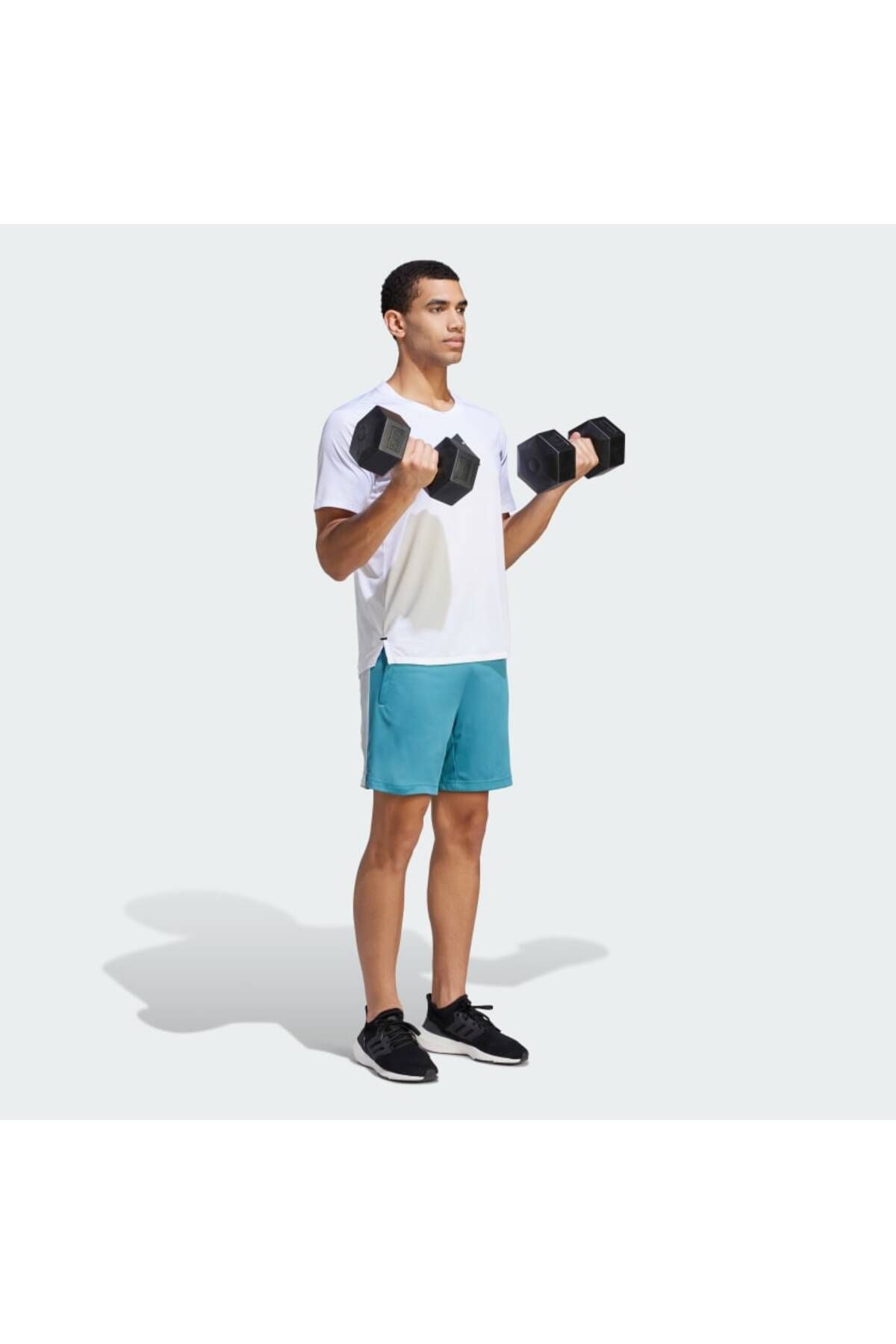 Tr-Es+ کوتاه adidas