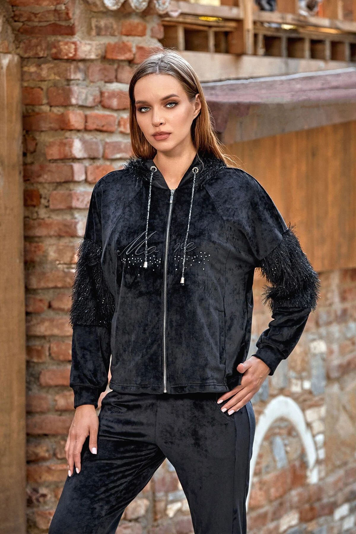 Cossy By Aqua 24334 Women s Long Sleeve Hooded Velvet Tracksuit
