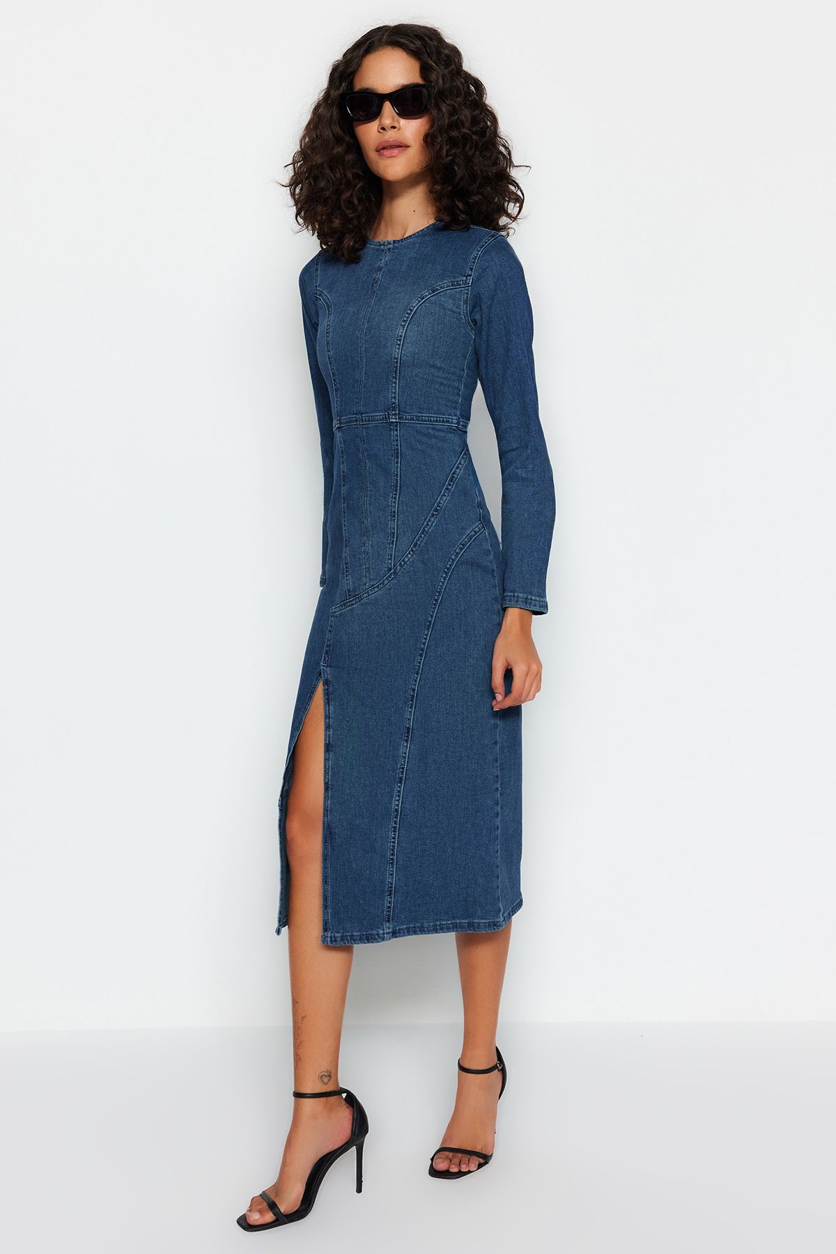 Denim midi sales dress with sleeves