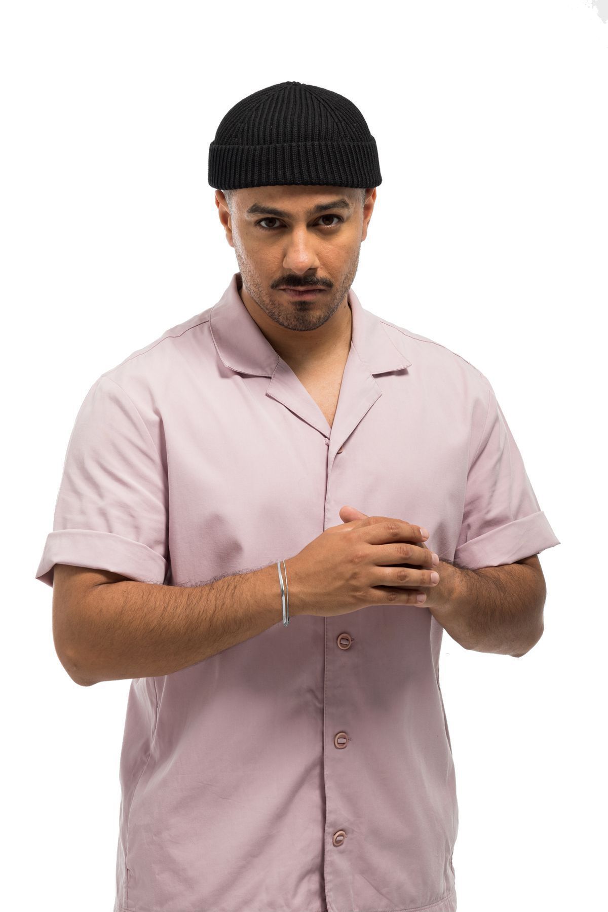complete the look image
