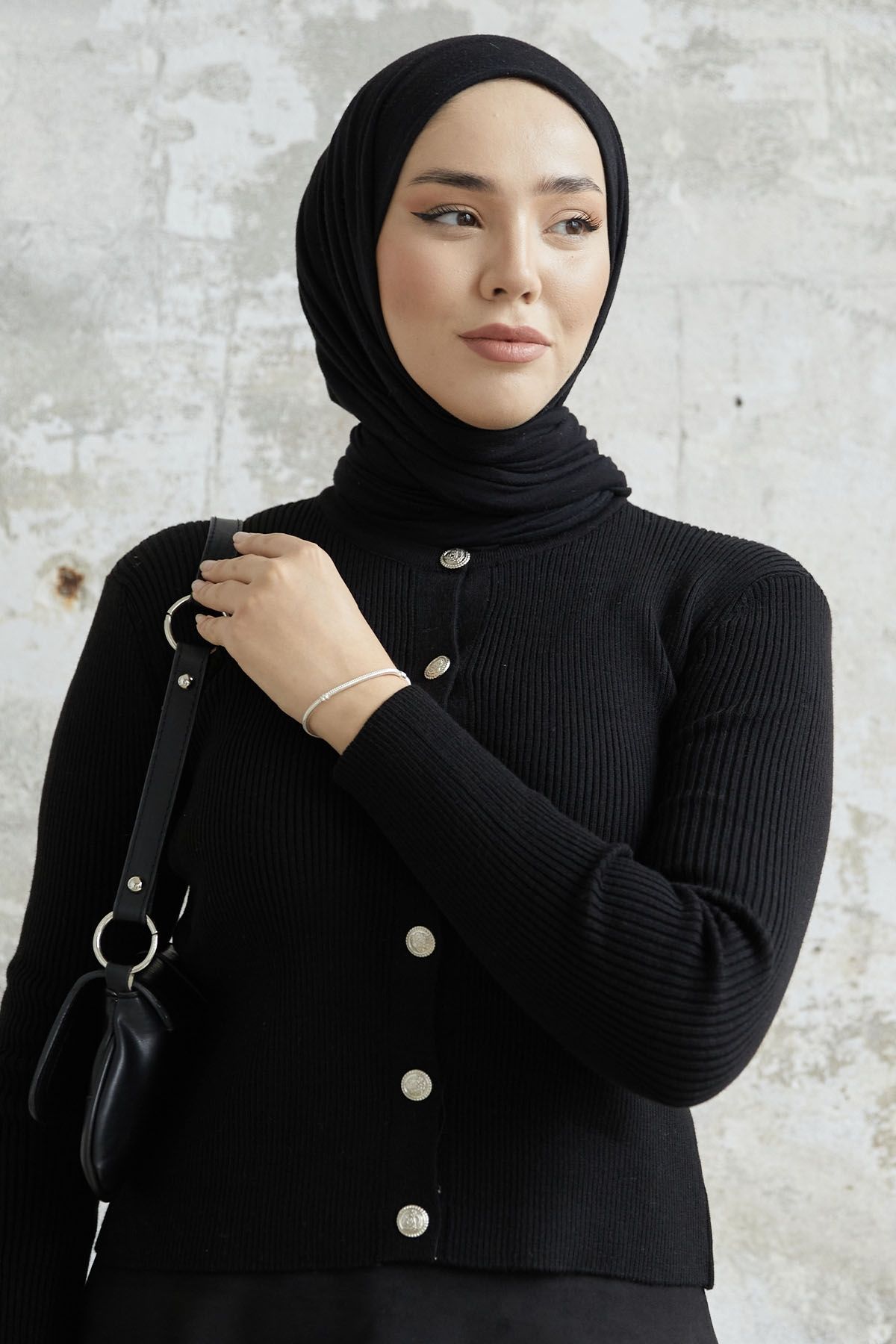 InStyle-Tricotaj cu nasturi de piatră Loren Cardigan scurt - negru 3