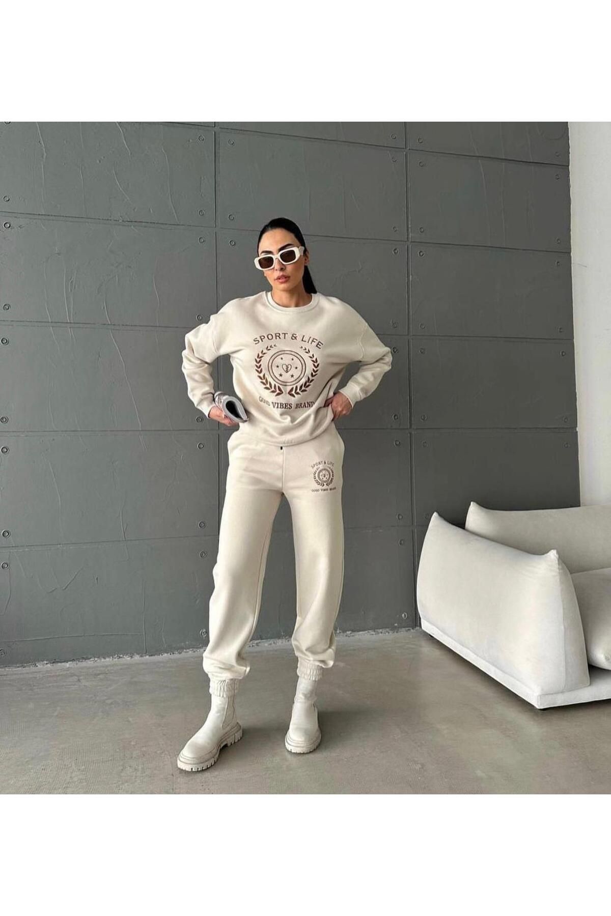 Women's shop tracksuit brands