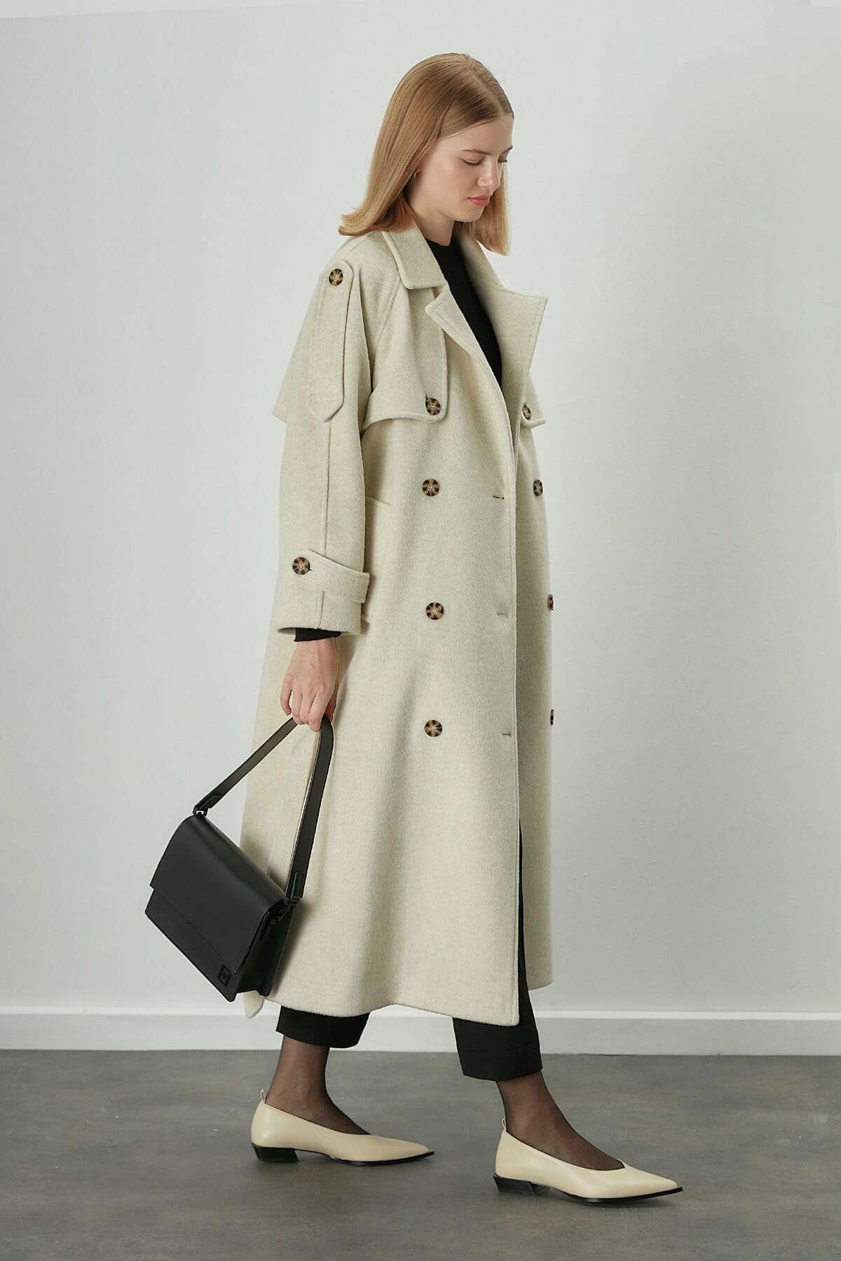 Beige trench coat zara new arrivals