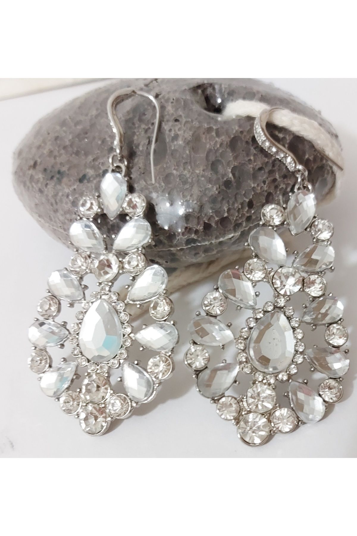 Stylish silver earrings deals