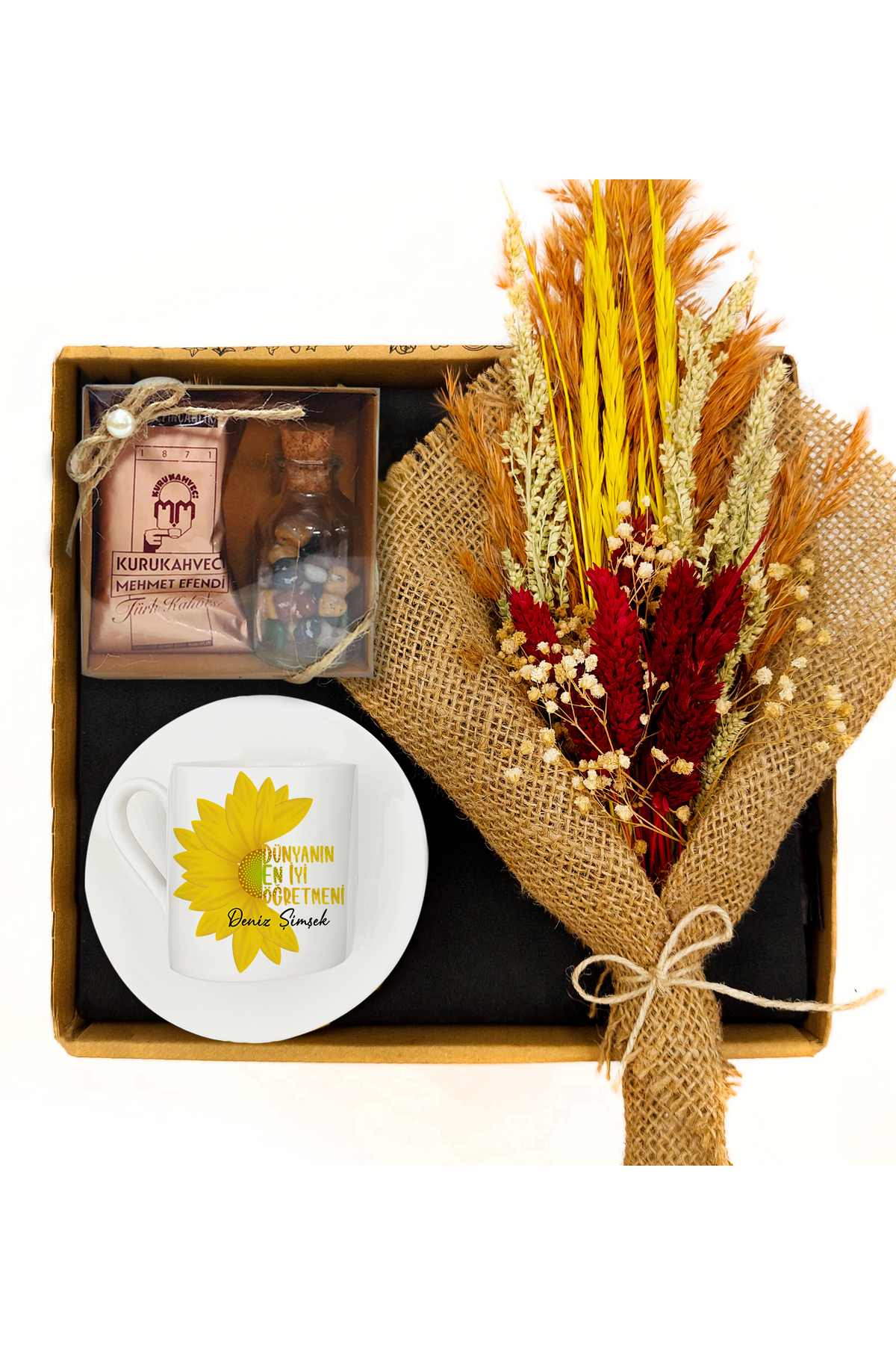 Hazellica Öğretmenler Günü Kişiye Özel Çiçekli Kahve Fincanı&Kurutulmuş Çiçek Buketi&Çakıl Draje Türk Kahvesi