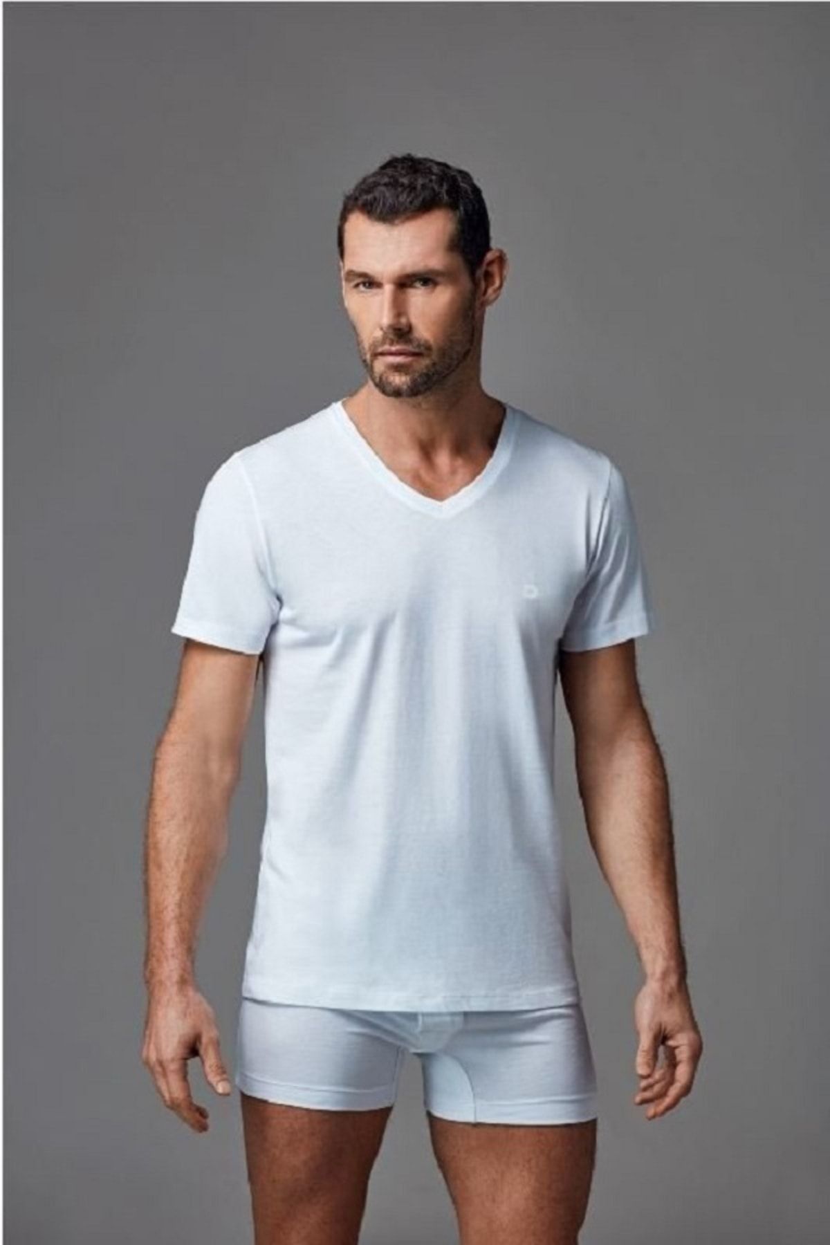 DAGİ White Shapewear Basic Tanktop, V-Neck, Slim Fit, Sleeveless Underwear  for Men 2024, Buy DAGİ Online