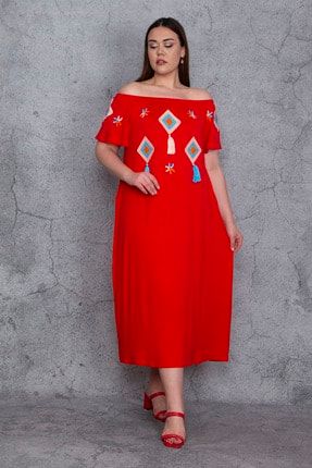 Kadın Kırmızı Nakış Detaylı Yaka Lastik Ve Yan Cepli Viskon Elbise 65N23760