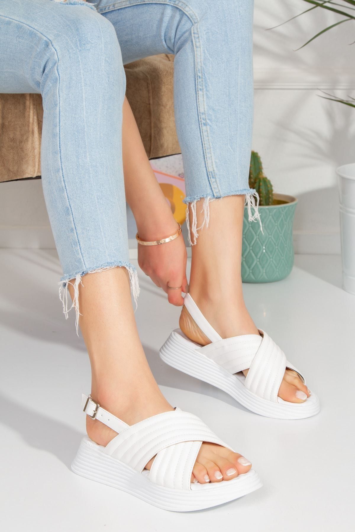Sponge comfort sandals 2025