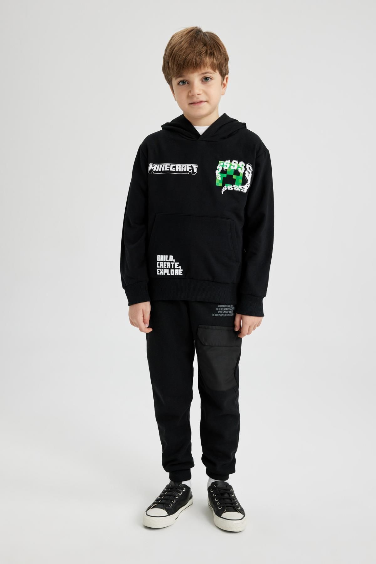 Boys minecraft sweatshirt online