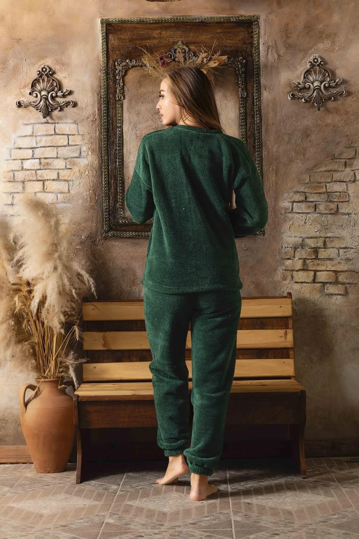 Sude Charme Women s Winter Plush Pajama Set K 200 471 1 Piece