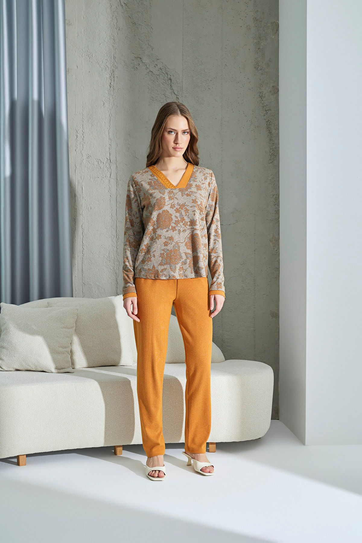 complete the look image