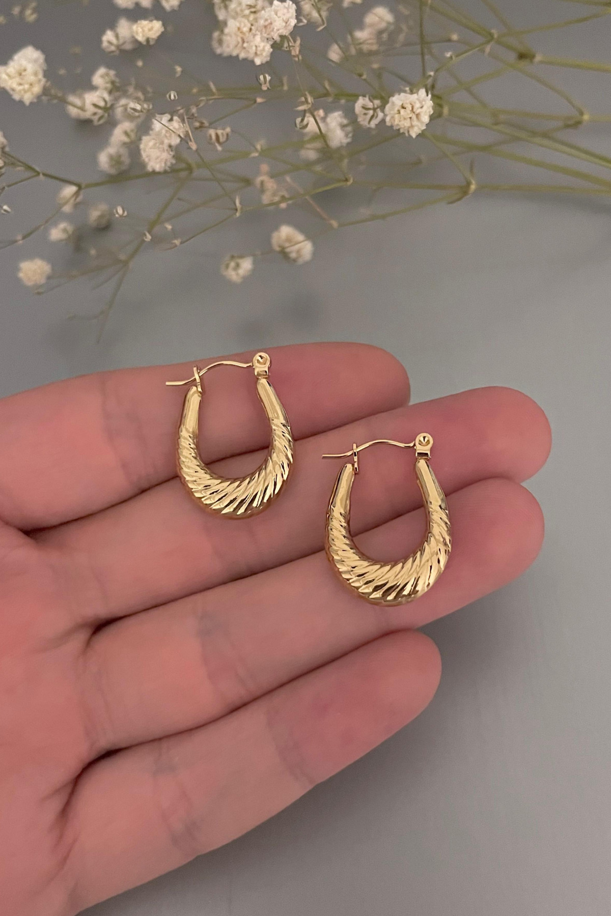 Women's Gold Oval Serrated Model Steel Ring Earrings