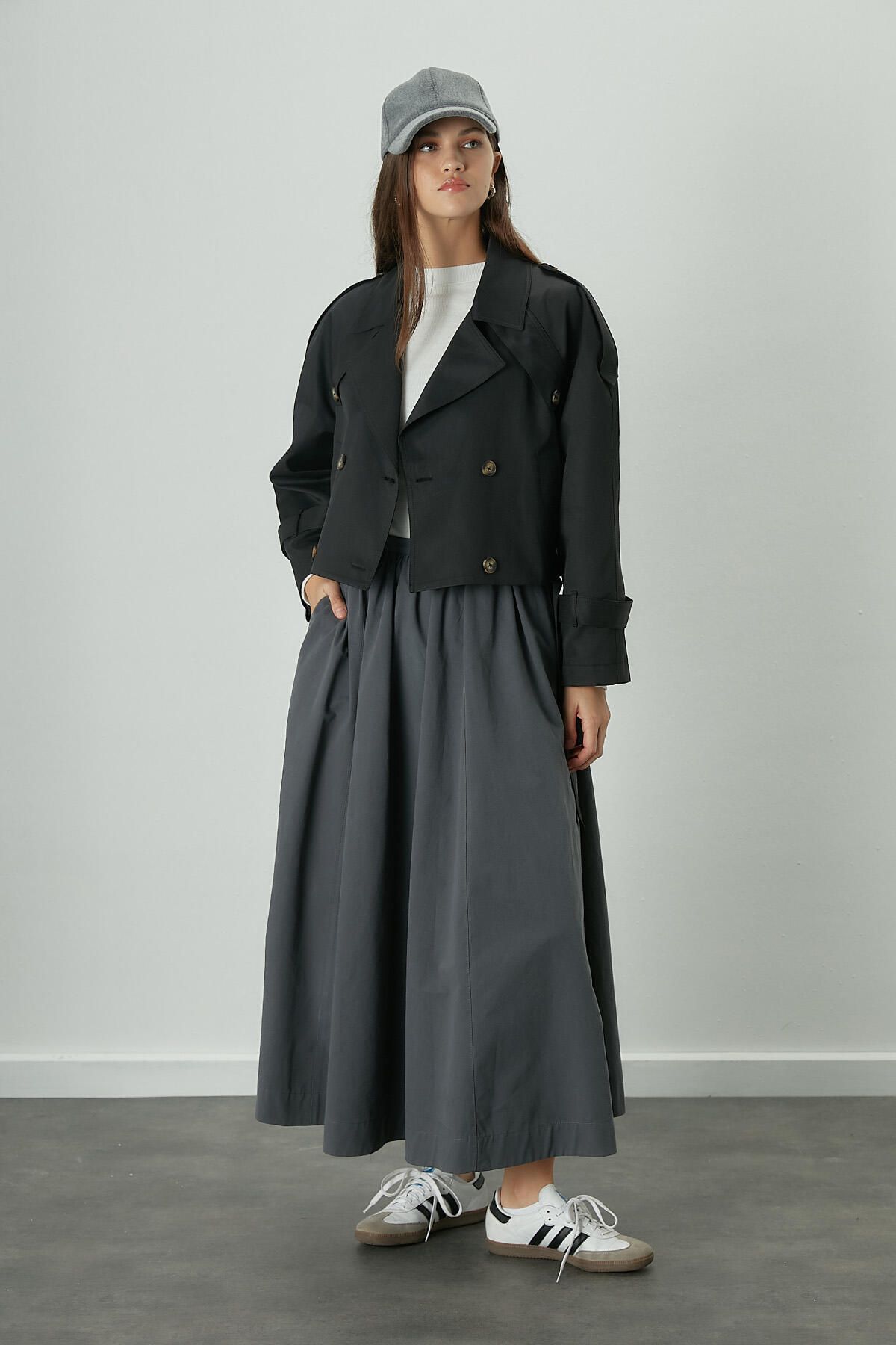 complete the look image