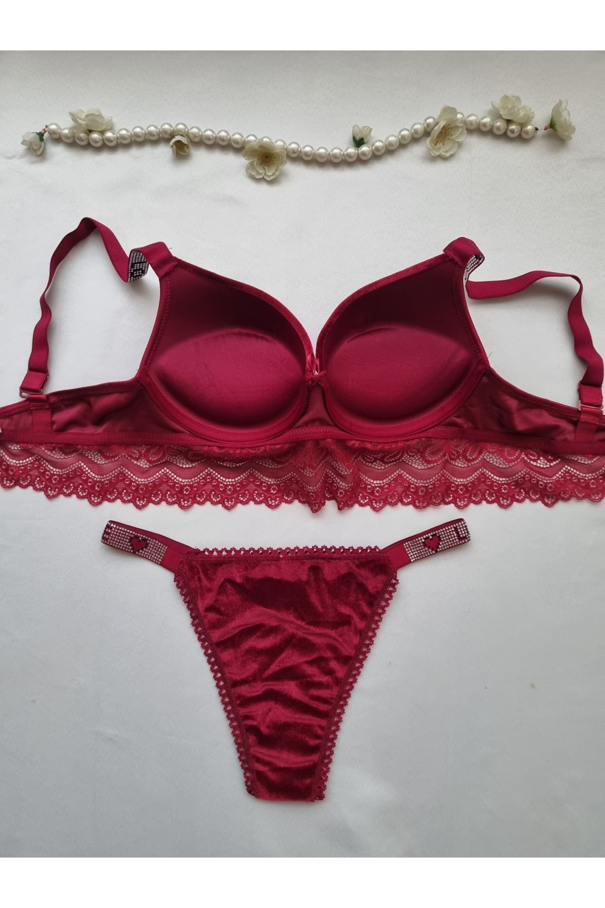 Trendyol Curve Red Lace Detailed Bustier-Panties Underwear Sets  TBBSS23DG00000 - Trendyol