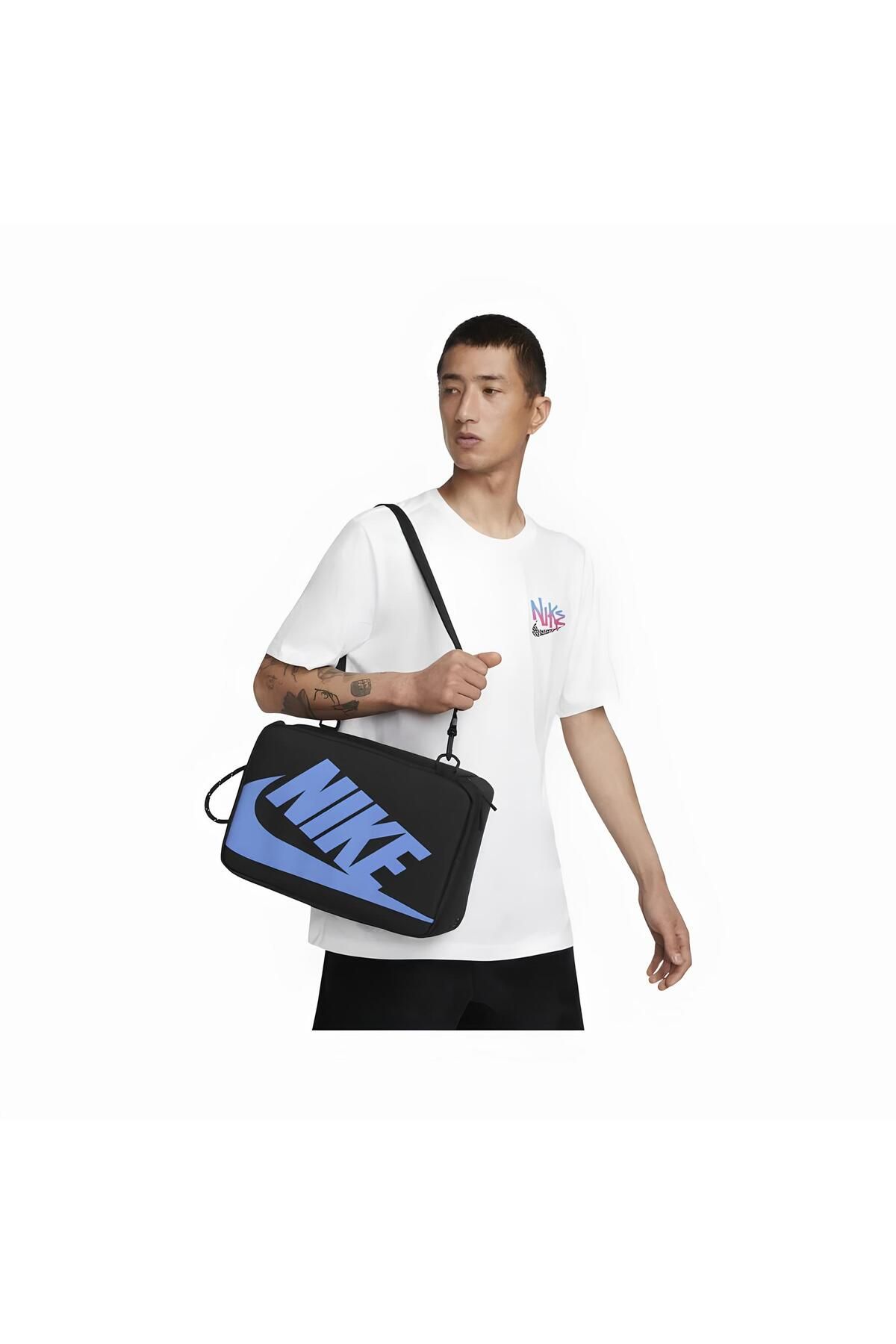 Nike purses best sale and other bags