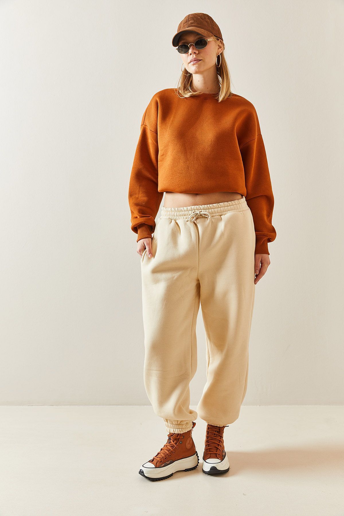 XHAN Cream Oversize Rose Gold Jogger Sweatpants 4KXK8 47762 22