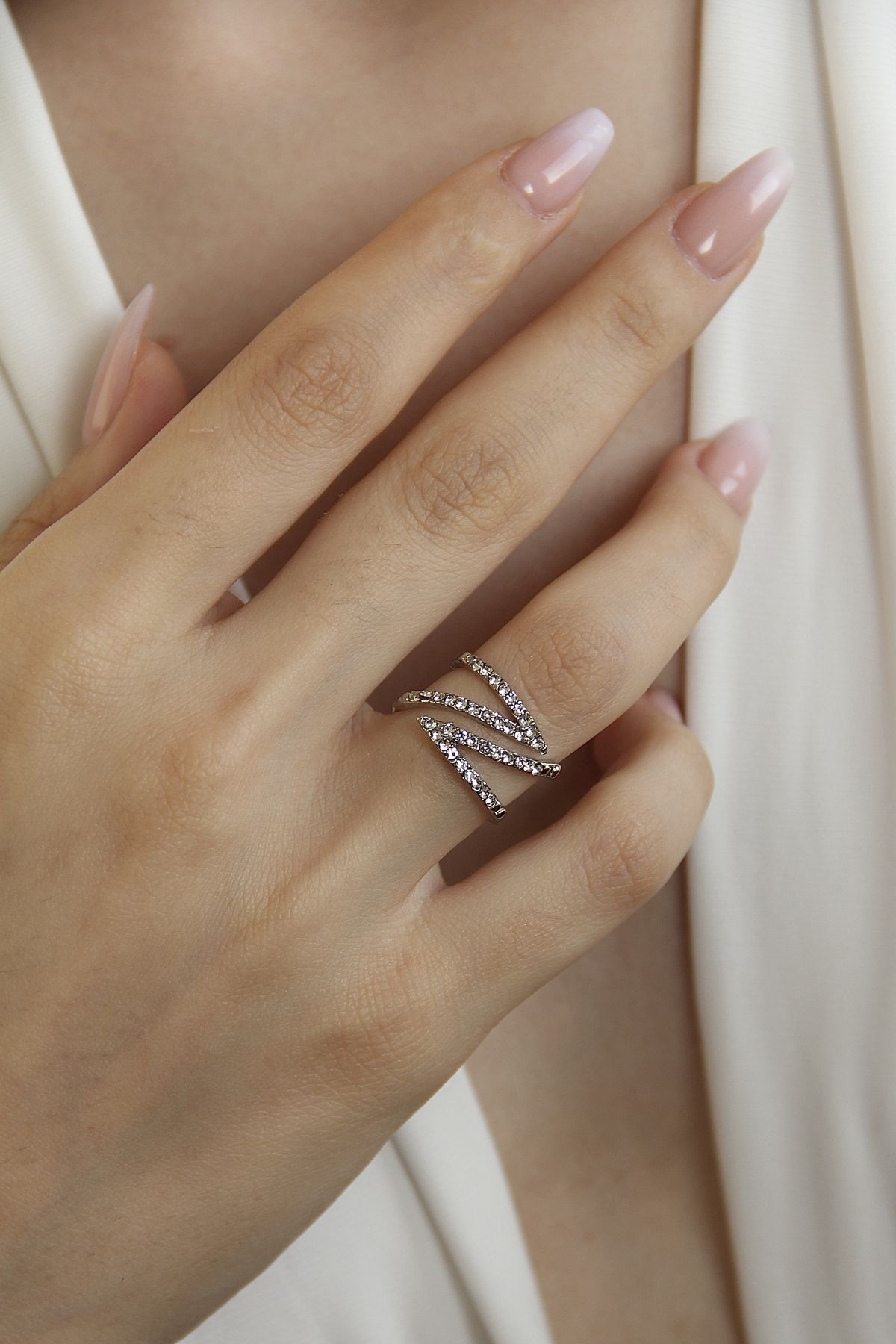 tak tarz m Women s adjustable silver ring with stone Trendyol
