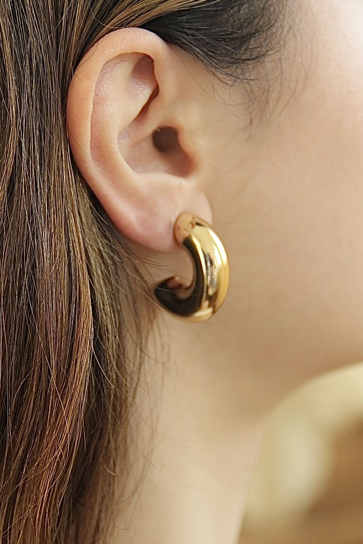 Small thick hot sale hoop earrings