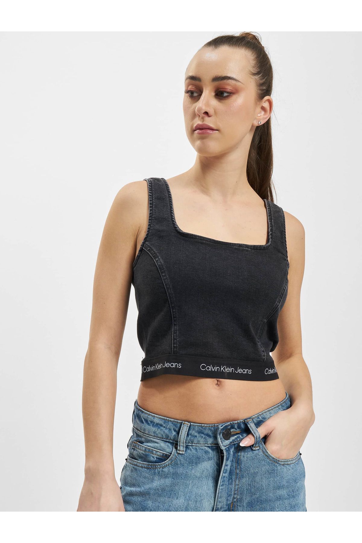 Calvin Klein Damen Calvin Klein Jeans Quadratischer Ausschnitt Gesäumtes  Crop Top - Trendyol