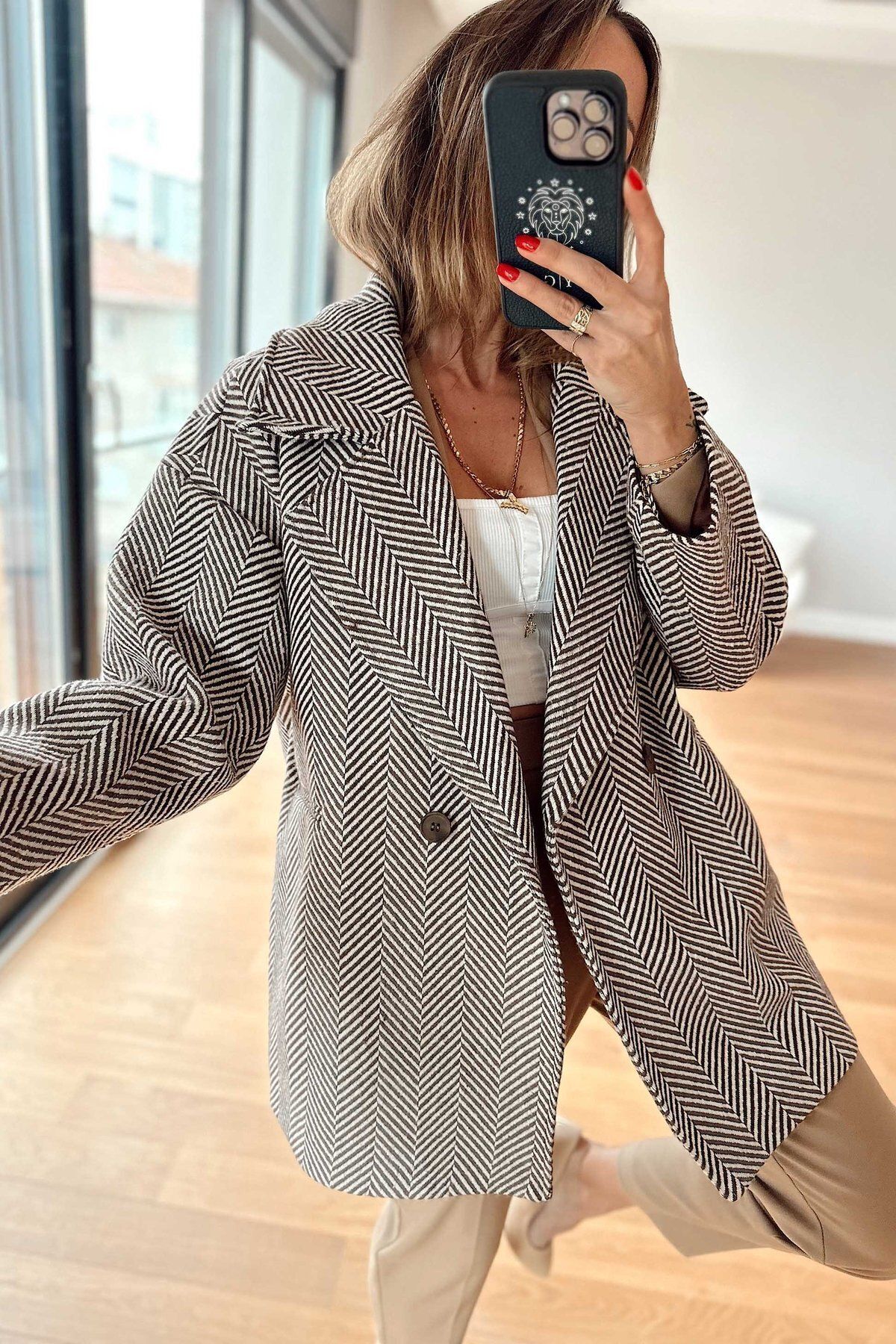 votre bonn couture Women s Brown Premium Fabric Lined Herringbone Coat Trendyol