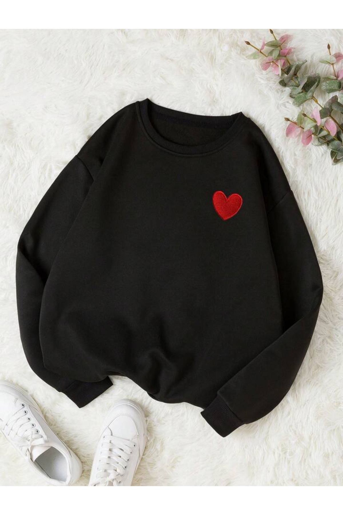 sweat shirt rouge un vélo dhiver sous pression noire
