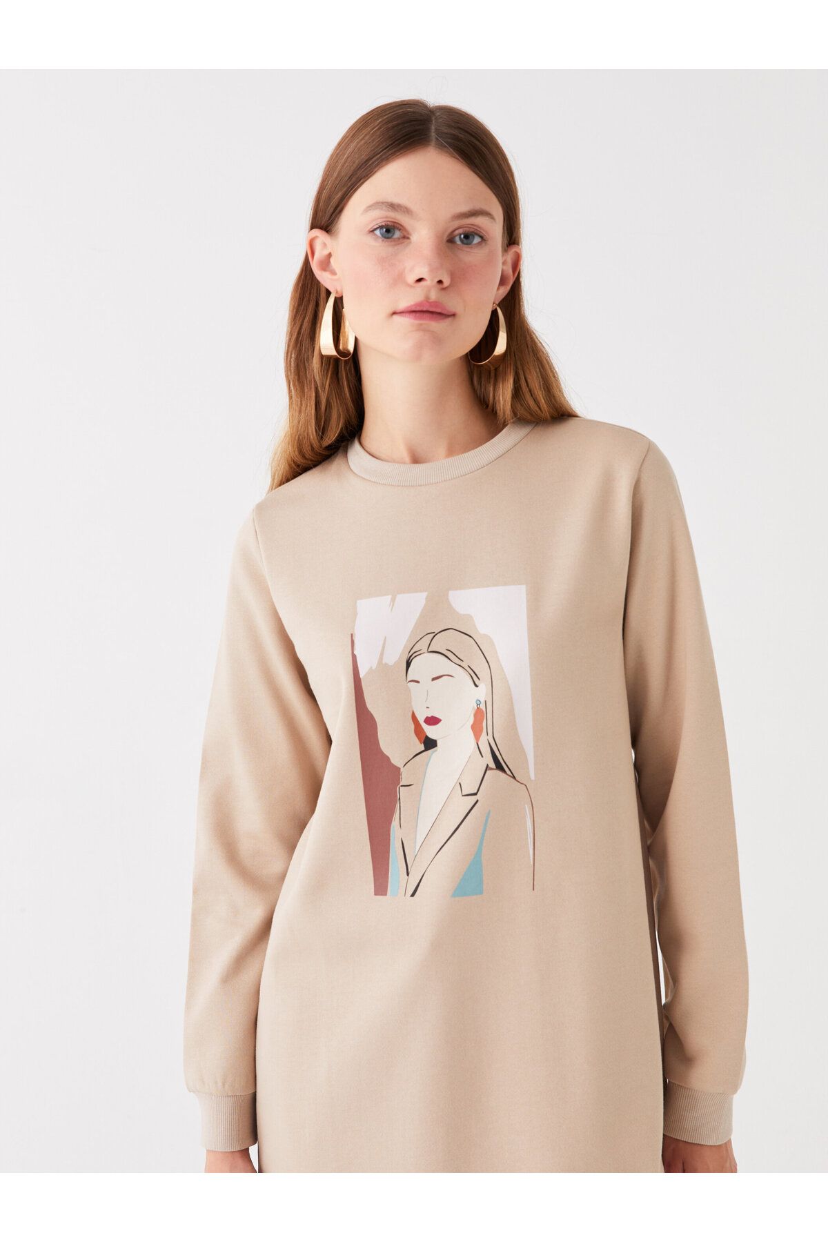 LC Waikiki-Langarm-Sweatshirt-Tunika für Damen mit Rundhalsausschnitt – bedruckt 3