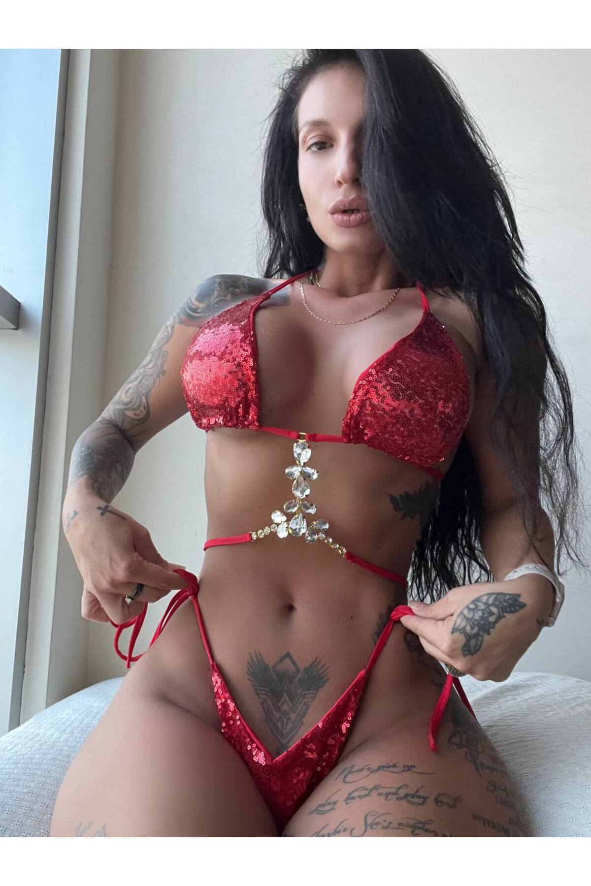 bikinistan aksesuar detaylı bikini takım