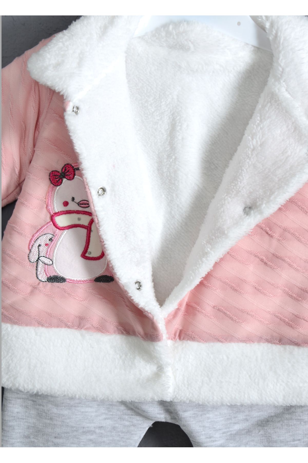million babies Cute Penguin Detailed Welsoft Wool Baby Girl Set 3