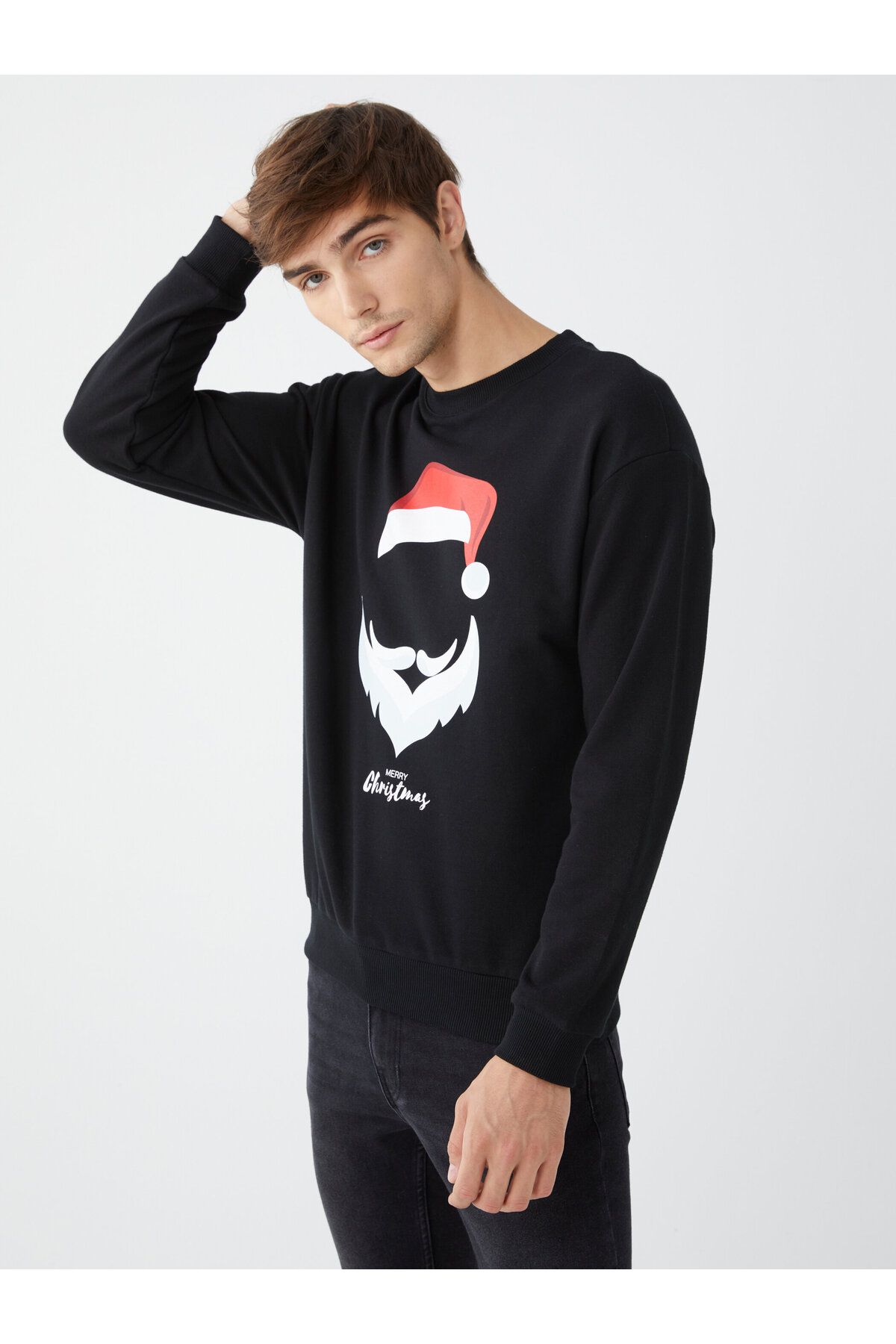 LC Waikiki-Crew Neck Long Sleeve New Year Themed Men's Sweatshirt 3