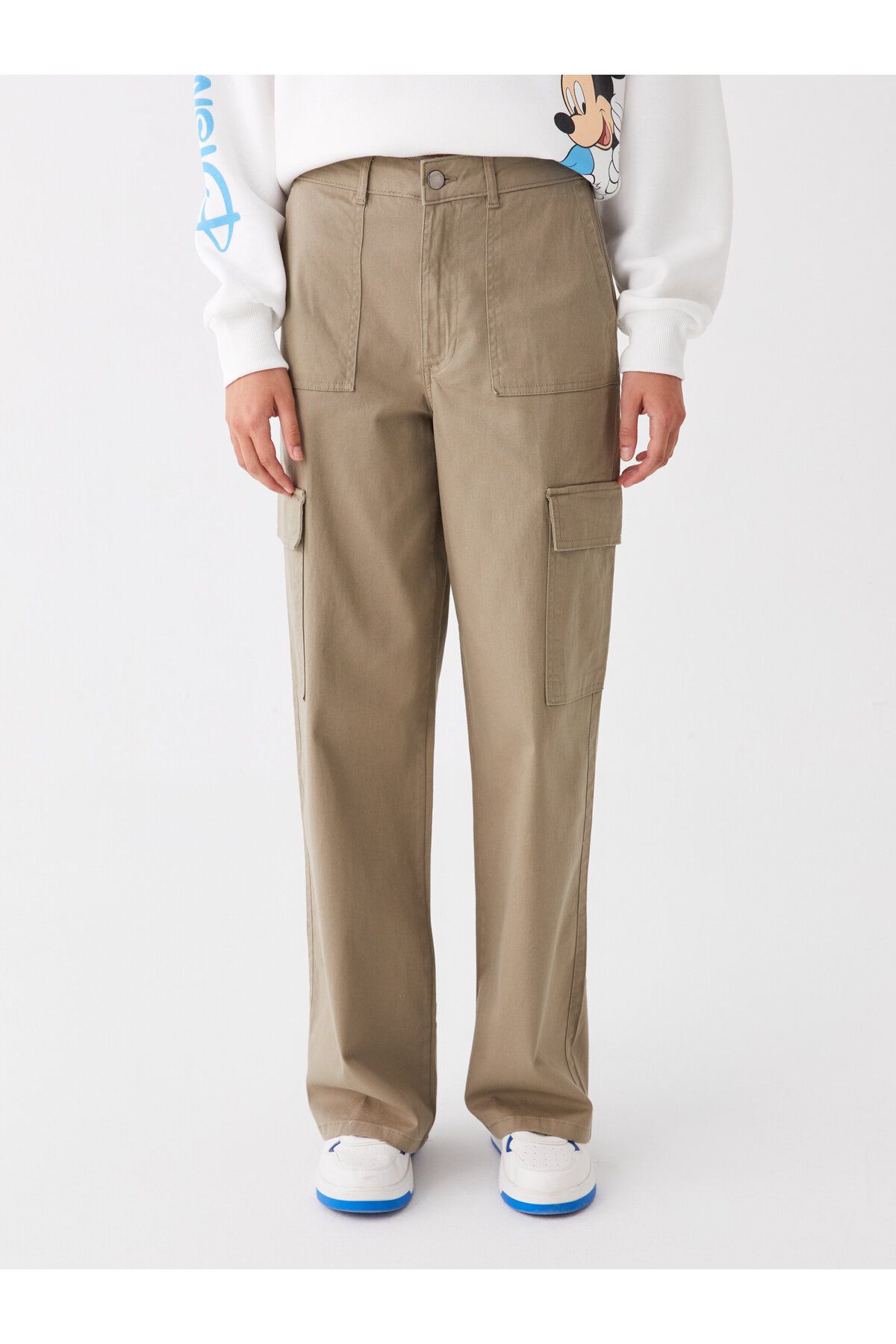 LC Waikiki-Women's Comfortable Fit Straight Cargo Pants 3